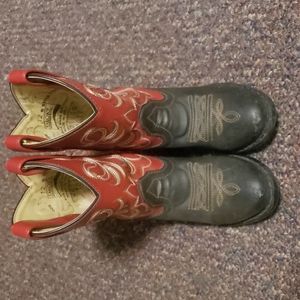 Boy's cowboy boots